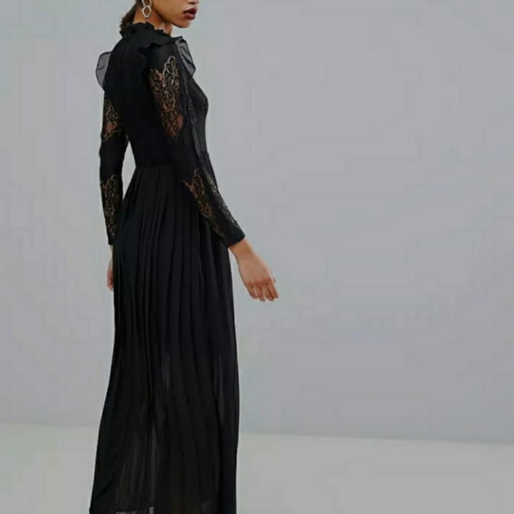 Y.A.S Black Lace Maxi Dress